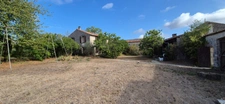Corps de Ferme de 340 m2, avec plusieurs maisons indépendantes et 200 m2 de dépendances.