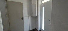 Maison de ville composée de deux appartements, 110 m2, proximité place Victor Hugo, jardin clos, cour avec stationnement
