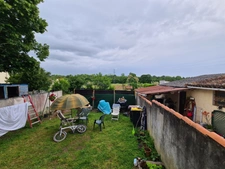 Maison de 80m2, grande pièce de vie, petit jardin, 2 chambres