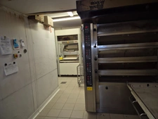 Immeuble 220 m2 exploité avec bail commercial