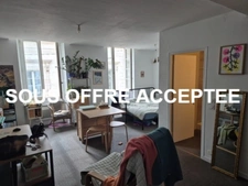 Appartement T2 en résidence sécurisée, face Hôtel de Ville, proche tous commerces et transport.
