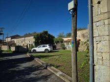 Corps de Ferme de 340 m2, avec plusieurs maisons indépendantes et 200 m2 de dépendances.