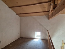 Corps de Ferme de 340 m2, avec plusieurs maisons indépendantes et 200 m2 de dépendances.