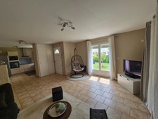 Pavillon Plain-Pied, 100 m2, 3 chambres. Prestation qualitative, terrain paysagé.