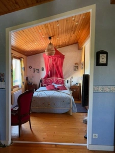 Maison familiale, 5 chambres, proximité bus et commerces