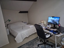 Appartement T2 en résidence sécurisée, face Hôtel de Ville, proche tous commerces et transport.