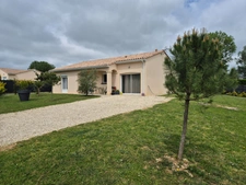 Pavillon Plain-Pied, 100 m2, 3 chambres. Prestation qualitative, terrain paysagé.