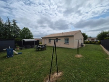 Pavillon Plain-Pied, 100 m2, 3 chambres. Prestation qualitative, terrain paysagé.