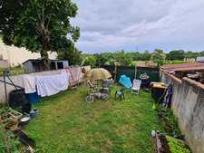 Maison de 80m2, grande pièce de vie, petit jardin, 2 chambres