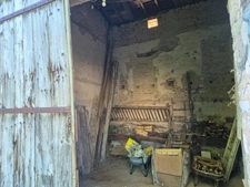Corps de Ferme de 340 m2, avec plusieurs maisons indépendantes et 200 m2 de dépendances.