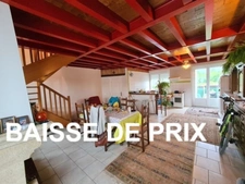 Maison de 80m2, grande pièce de vie, petit jardin, 2 chambres