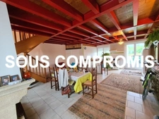 Maison de 80m2, grande pièce de vie, petit jardin, 2 chambres