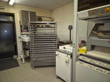 Immeuble 220 m2 exploité avec bail commercial