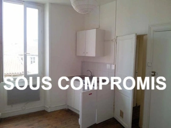 Belle prestation, immeuble de 200 m2, 8 logements, cœur de ville, bonne rentabilité