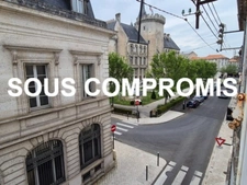 Appartement T2 en résidence sécurisée, face Hôtel de Ville, proche tous commerces et transport.