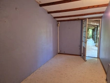 Corps de Ferme de 340 m2, avec plusieurs maisons indépendantes et 200 m2 de dépendances.
