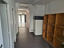 Local Commercial, 220 m2, face hôtel deVille