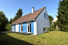 Semi plain-pied individuel de 5 chambres - Jardin - Garage