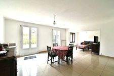 RONCHIN – Maison familiale en impasse – 4 chambres – Jardin