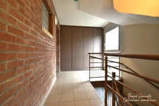 T2 lumineux avec balcon et parking