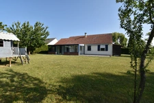 Plain-pied individuel au calme – 4 chambres, grand jardin de 900m²