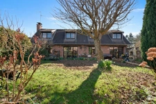 Longère de charme sur 149 m² habitables – Double habitation – Jardin central – Garage et Carport