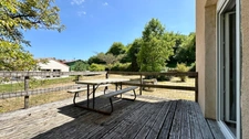 Charmante maison de 139 m² avec 4 chambres à Douville (24)