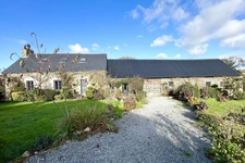 MAISON 115 M² + DÉPENDANCES - PROCHE GUERLÉDAN