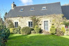 MAISON 115 M² + DÉPENDANCES - PROCHE GUERLÉDAN
