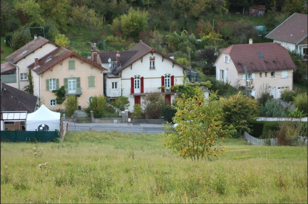 Terrain à vendre  LONS LE SAUNIER (39)