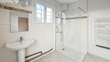 House for sale, 7 rooms, near Bergerac (24) - 1940 m2 plot