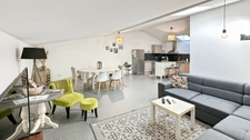 Bergerac town centre – Recent house with 5 bedrooms - 187 m² of living space – 366 m² plot