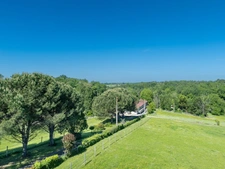 Dpt Dordogne (24), à vendre BERGERAC propriété P7 - terrain de 87000 m2  
