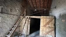 House to be completely renovated with large plot of land of approximately 3000 m2 – Bergerac (24)