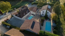 CHARACTER PROPERTY COMPLEX WITH 4 HOUSES AND 2 SWIMMING POOLS – POMPORT (24240)