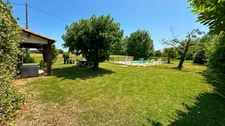 Single-story house for sale with 5 rooms near BERGERAC (24)