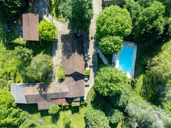 Dpt Dordogne (24), à vendre BERGERAC propriété P7 - terrain de 87000 m2  