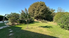 Maison de plain-pied à vendre 4 pièces BERGERAC (24) - terrain 2184 m2 - piscine