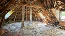 Domaine de 11 hectares avec vue dominante et ensemble de deux habitations aux portes de Bergerac (24)