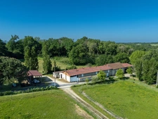 Dpt Dordogne (24), à vendre BERGERAC propriété P7 - terrain de 87000 m2  