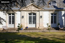 Propriete à vendre 10 pièces SAINT AVERTIN (37)