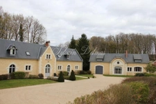 Propriete à vendre 50 pièces proche de AMBOISE (37)