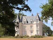 8-room property for sale near Loches (37)
