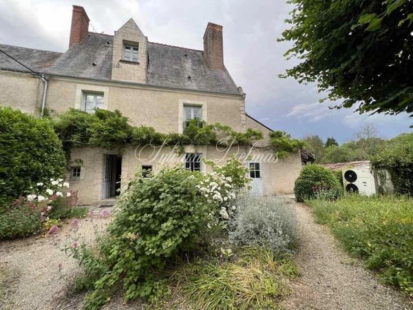 Propriete à vendre 6 pièces proche de CORMERY (37)