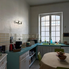 Propriete à vendre 10 pièces SAINT AVERTIN (37)