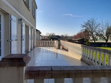 Maison duplex contemporaine avec prestations complètes et beaux volumes de 7 pièces AMILLY (45)