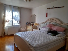 Maison duplex contemporaine avec prestations complètes et beaux volumes de 7 pièces AMILLY (45)
