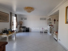 Maison duplex contemporaine avec prestations complètes et beaux volumes de 7 pièces AMILLY (45)