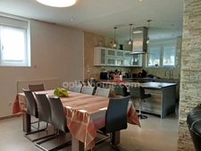 BELLE MAISON LUMINEUSE DE 162m2 -6 PIECES  proche de toutes commodités à CHALETTE SUR LOING