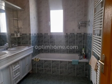 Maison duplex contemporaine avec prestations complètes et beaux volumes de 7 pièces AMILLY (45)